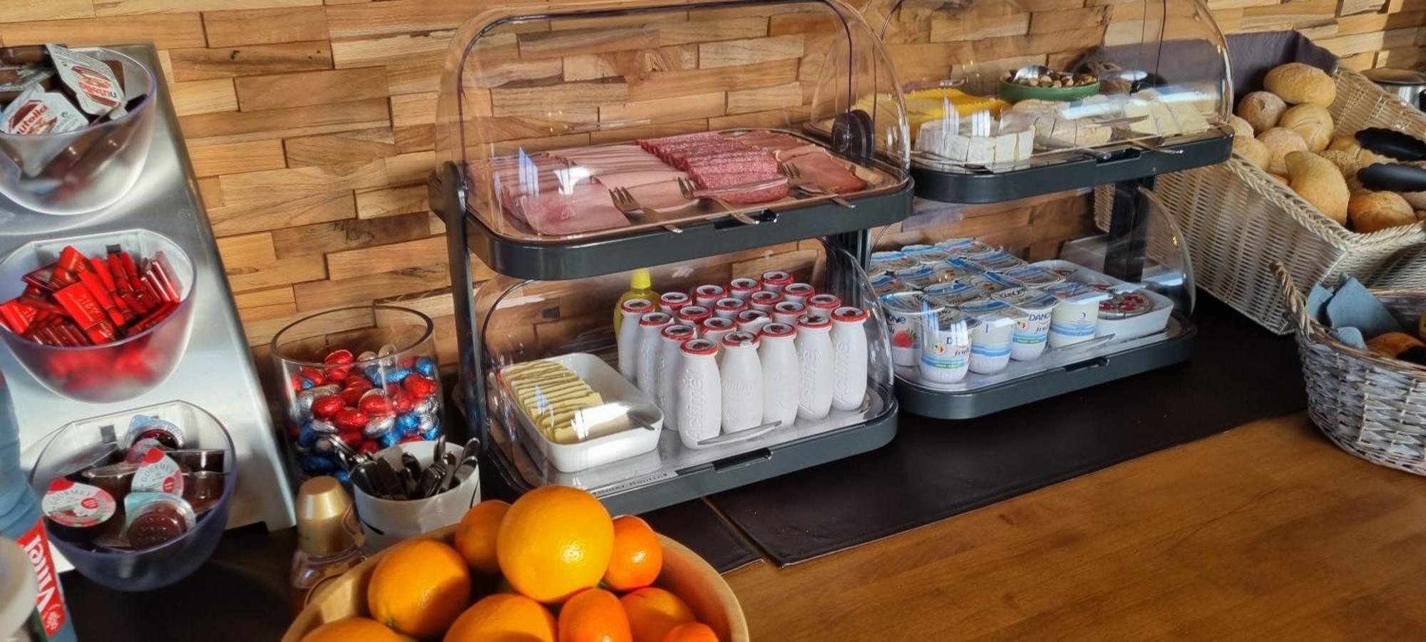 Hotel Westendia And Free Parking Top Breakfast Westende Exterior foto